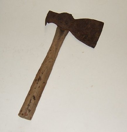 Hatchet, Claw                           